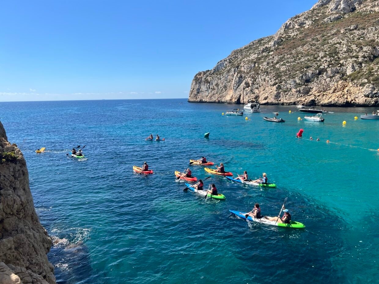 Qué llevar a una ruta en kayak por la Costa Blanca